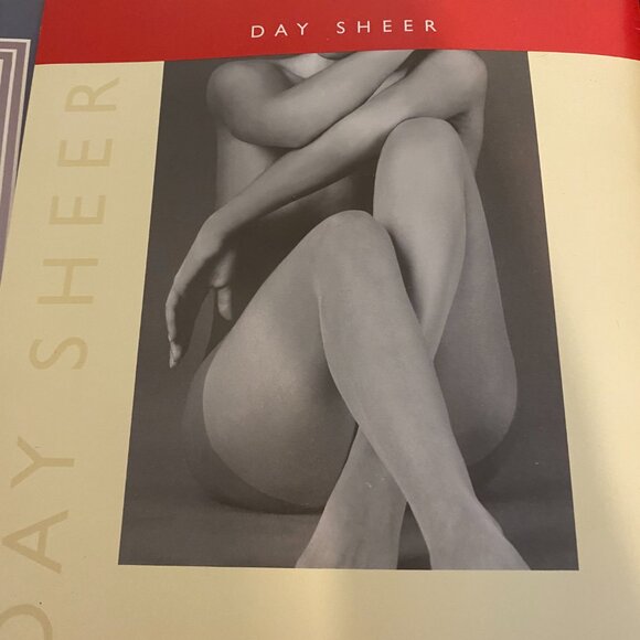 Lot of 7 hosiery NEW in package. Plus size E all name brands ! - Picture 3 of 6